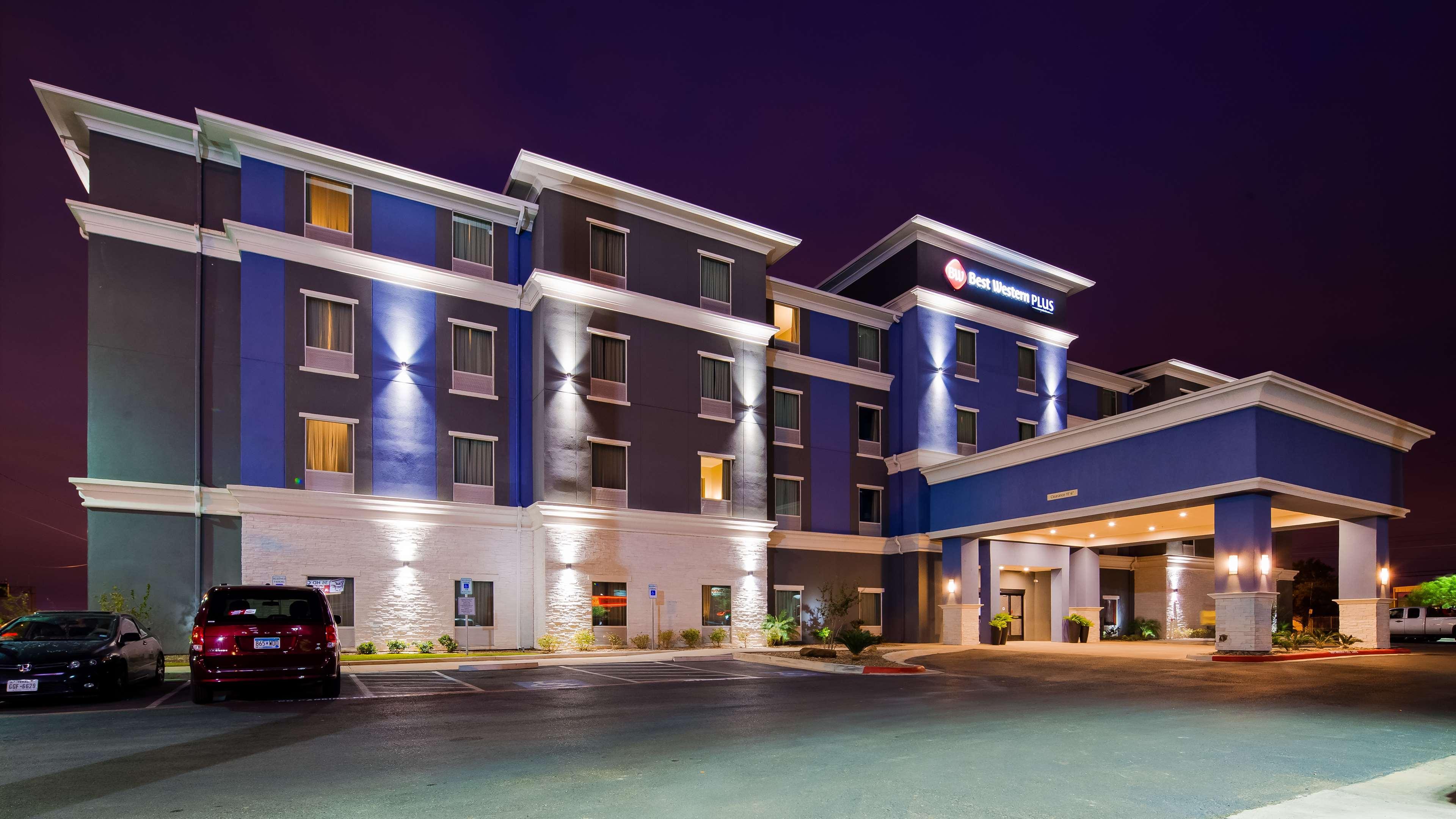 Best Western Plus Laredo Inn & Suites Екстер'єр фото